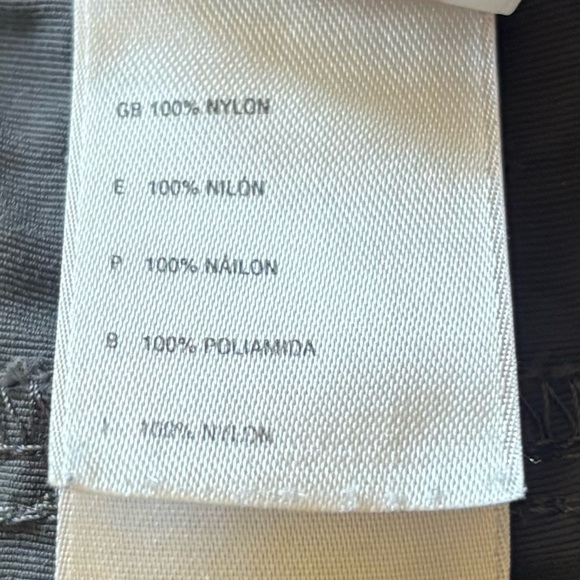 The North Face Dark Gray Nylon Hiking/Trail Cargo Shorts Large - Picture 9 of 9